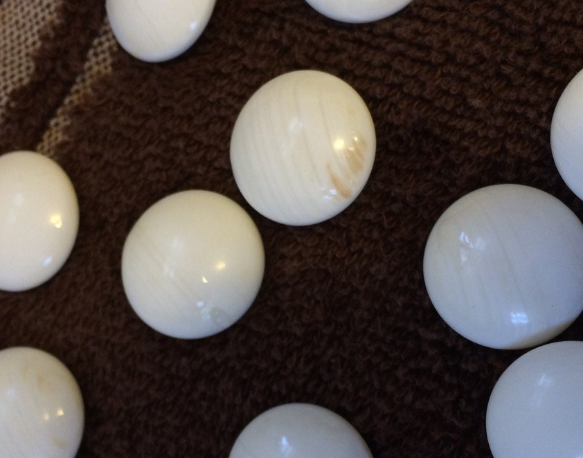 Brown in the grain, I'm sure peroxide will mute that considerably.